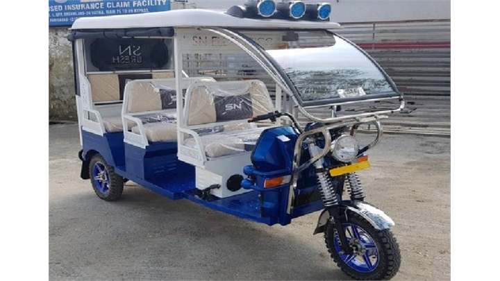 SN Solar Front facing E Rickshaw 3 Wheelers